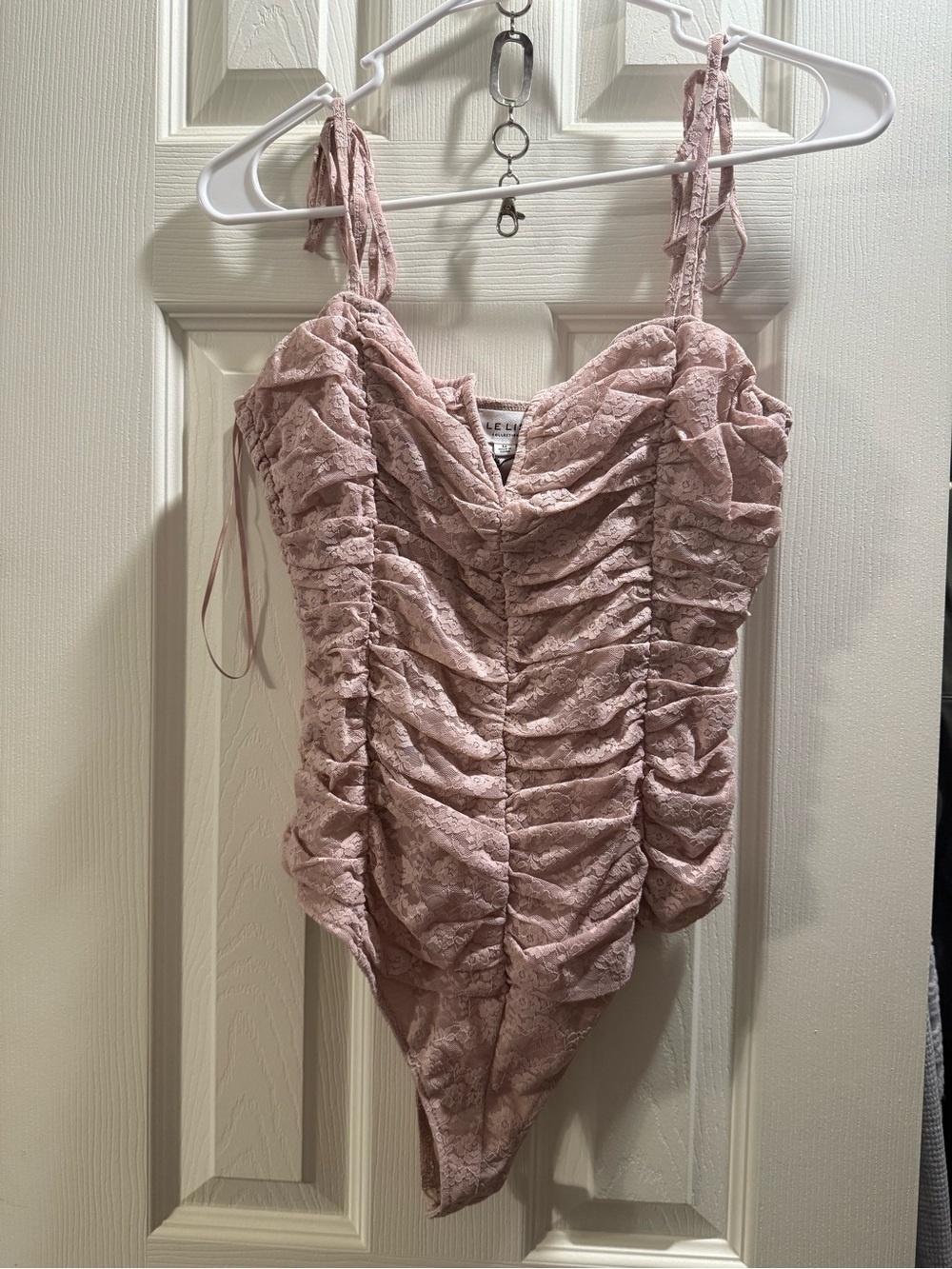 Ruched Lace bodysuit - Dusty Pink